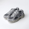 Чоловічі кросівки New Balance 725