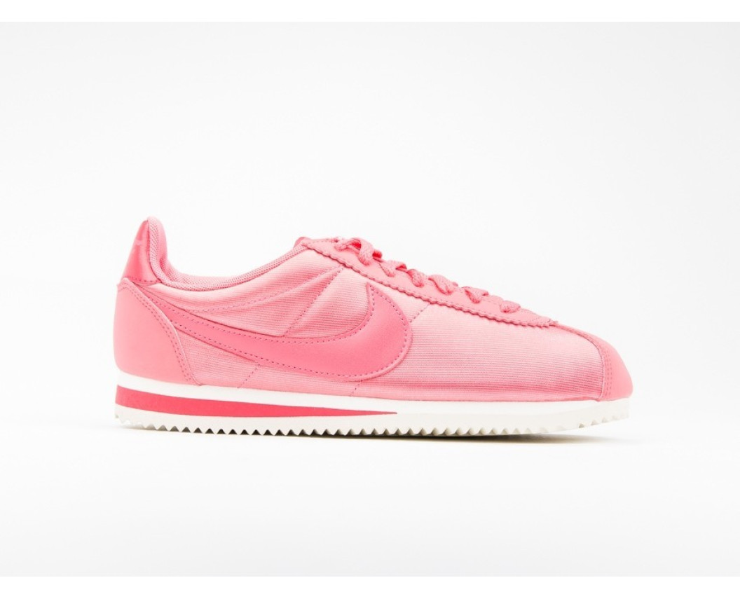 Жіночі кросівки Nike Wmns Classic Cortez Nylon
