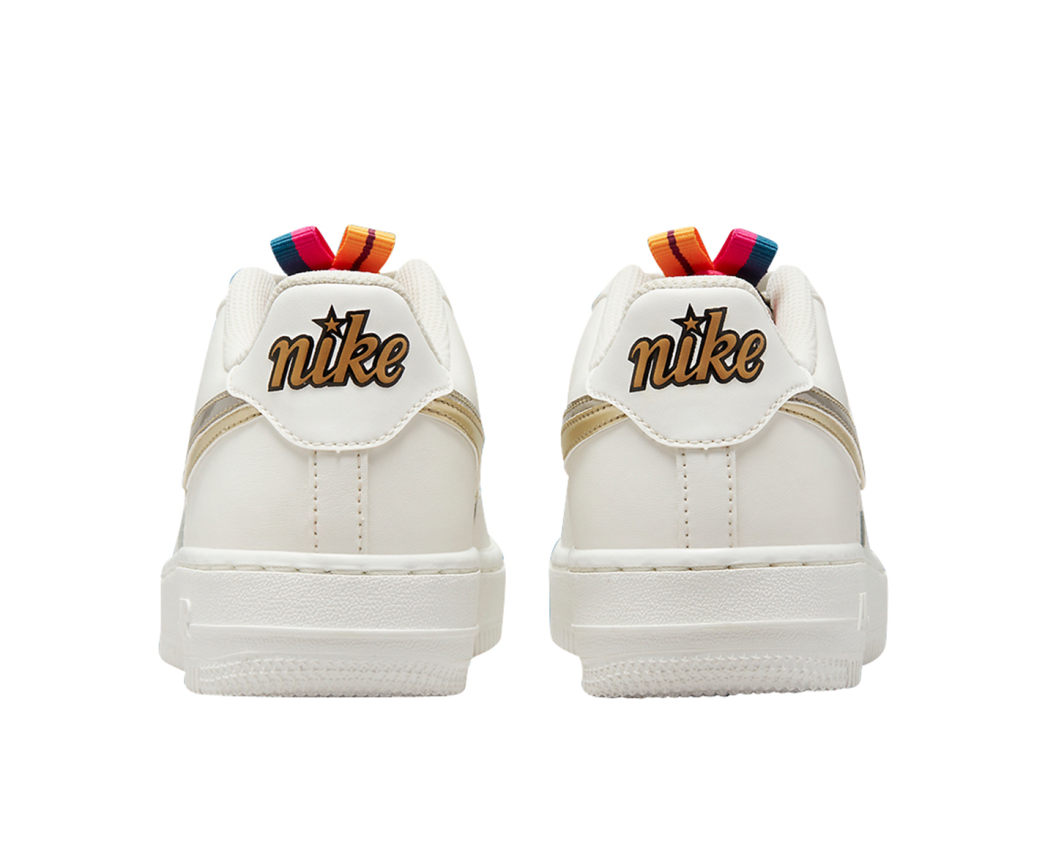 Жіночі кросівки Nike Air Force 1 Lv8 (Gs)