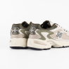 Чоловічі кросівки New Balance 725 White Khaki