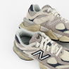 Жіночі кросівки New Balance 9060 Moonrock Linen