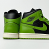 Жіночі кросівки Nike Air Jordan 1 Mid Altitude Green