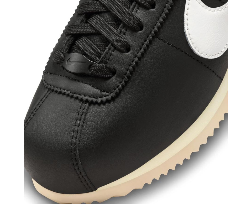 Жіночі кросівки Nike Cortez Wmns “Black and Sail”