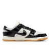 Жіночі кросівки Nike Dunk Low LX Wmns
