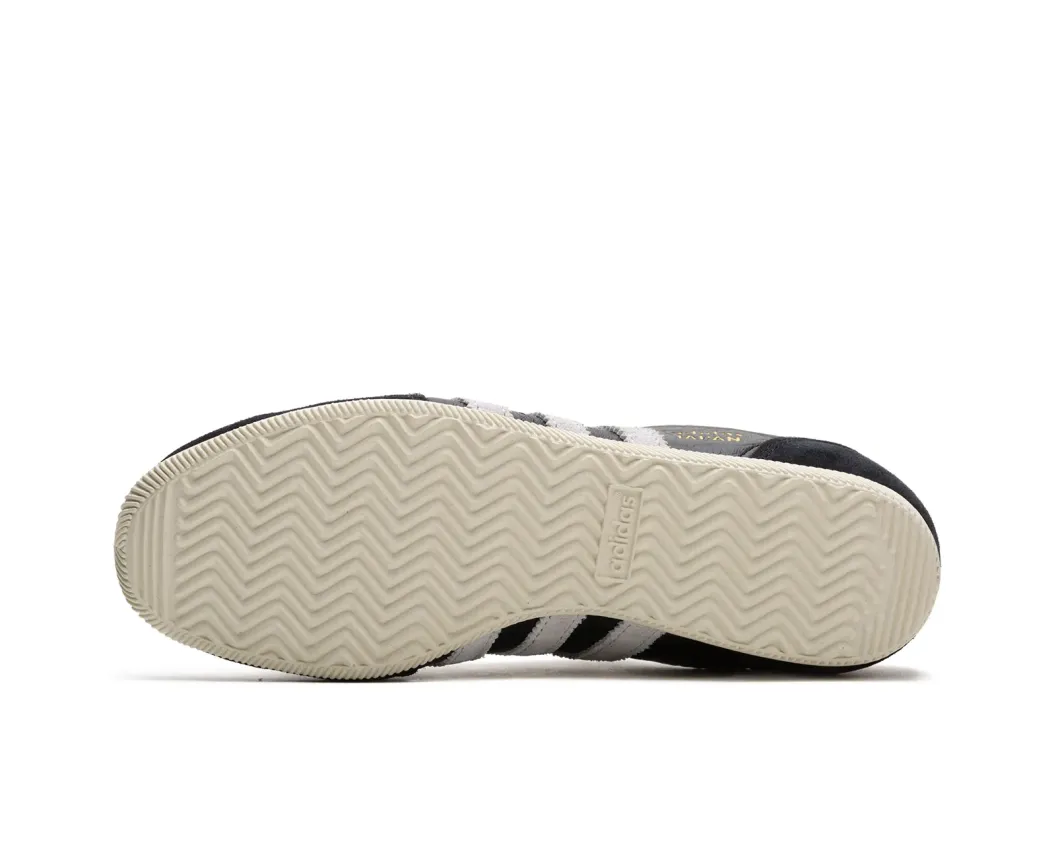 Жіночі кросівки Adidas Japan W