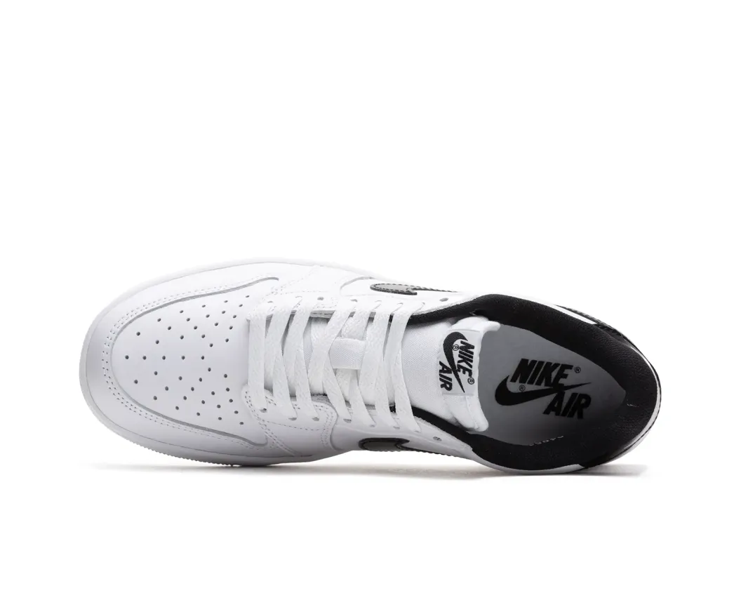 Чоловічі кросівки Nike Air Jordan 1 Low